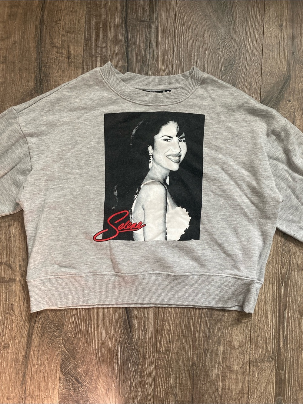 Selena Graphic Sweatshirt